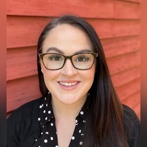 Meet your Posher, Rebecca